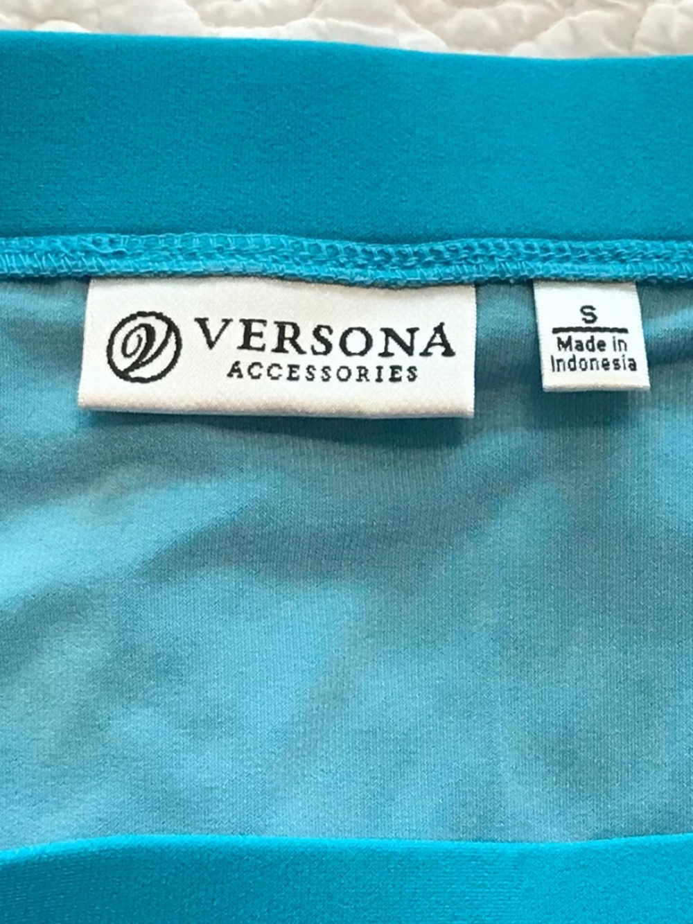 Lightweight & flowy Versona midi skirt in turquoise blue & green paisley (S) - Picture 4 of 16